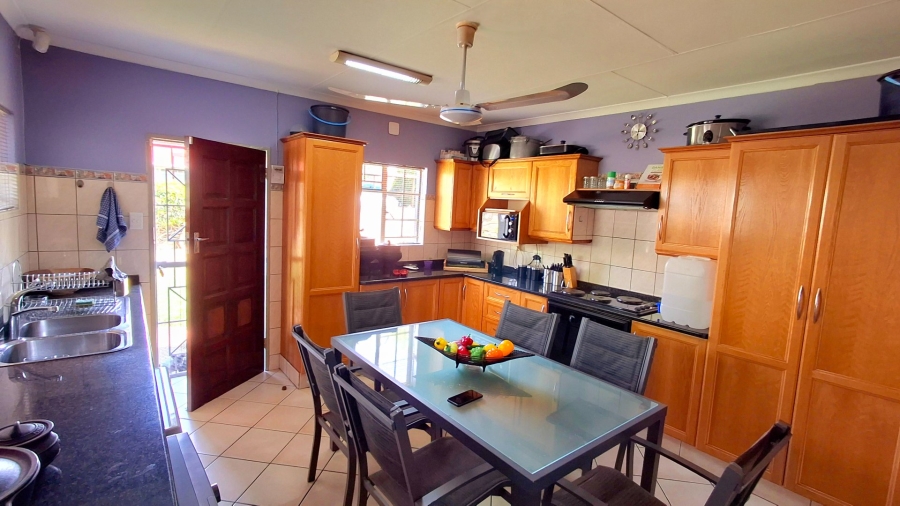 3 Bedroom Property for Sale in Roodia Free State